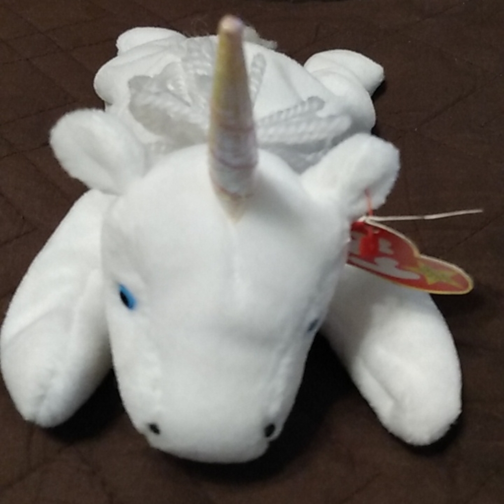 RARE! Mystic the unicorn white with irredescent horn beanie baby. Mint condition